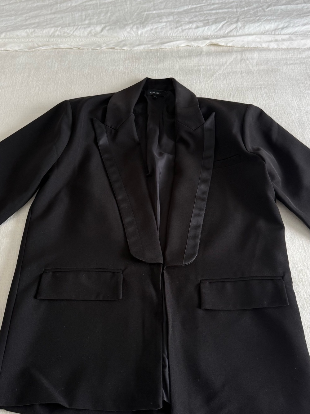 JLUXLABEL Black Satin-Trim Blazer